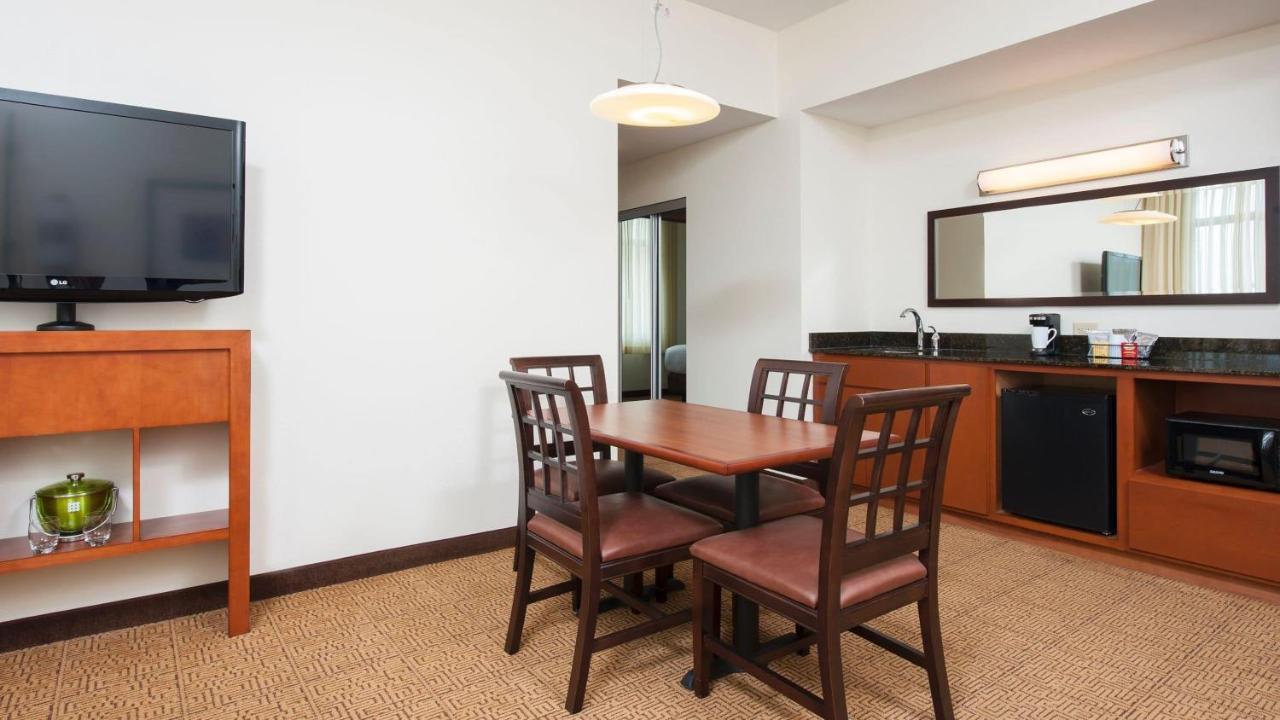 Hyatt Place Des Moines Downtown Dış mekan fotoğraf