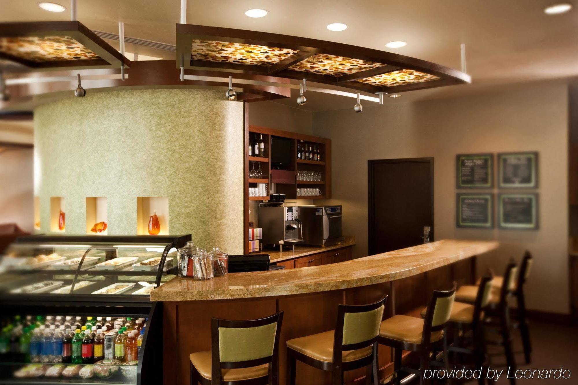 Hyatt Place Des Moines Downtown Restoran fotoğraf